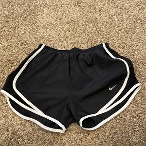 Nike tempo track shorts size small